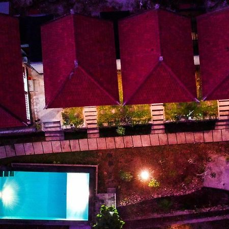 Kampuak Cottages Sakti Екстериор снимка